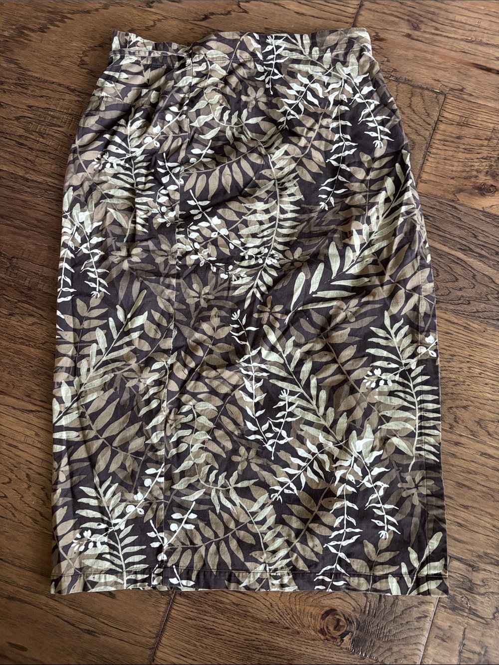 Vintage Leaf Print Midi Wrap Skirt in Brown and Cream